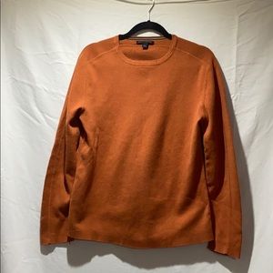 Men’s dark orange sweater. LIKE NEW!